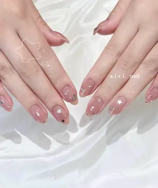 ネイル 𝗮𝗶𝗿𝗶 🌙のネイルデザイン