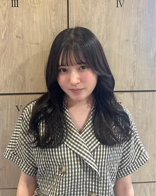 セミロング カラー 顔まわり/透け感 カラー/青栁優🔆のヘアスタイル