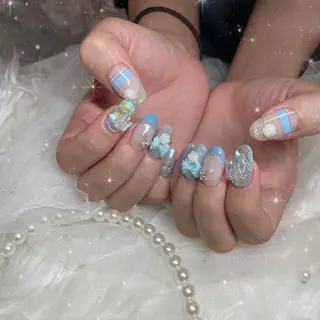 ネイル Blue daisy RIN🎀のネイルデザイン