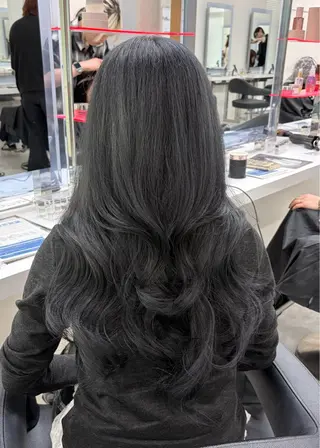 セミロング カラー 野口 楓華のヘアスタイル