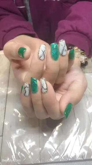 ネイル ✨アン ミユ✨のネイルデザイン