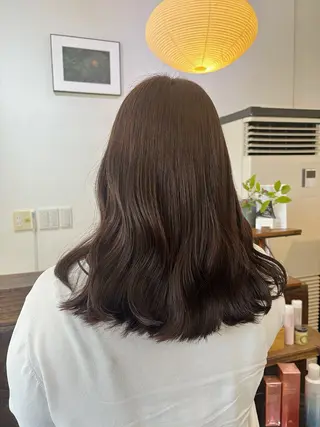 セミロング 三國 栞音のヘアスタイル