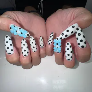 ロング WOLTOKYO渋谷 YUURIのネイルデザイン