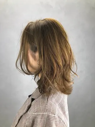 セミロング カラー ‎🤍 Ayaka‎🤍のヘアスタイル