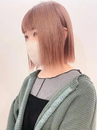 ショート カラー 齋藤 咲のヘアスタイル