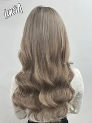 ロング ヘアアレンジ カラー LuciAエクステ カラー3000セラのヘアスタイル