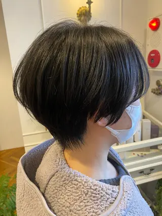 ショート 立和名 泉のヘアスタイル