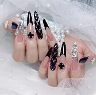 ロング Pio Mielのネイルデザイン