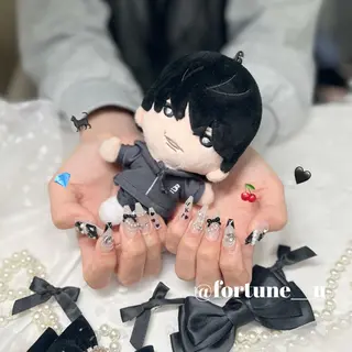 ネイル 💜✩.* Yuuna💜のネイルデザイン