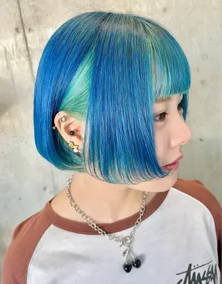 ミディアム カラー 派手髪デザインカラー ヒロカのヘアスタイル