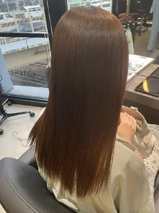 セミロング カラー 江坂 misaki のヘアスタイル