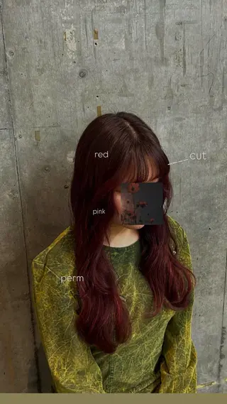 ロング アダチ ヒヨリのヘアスタイル