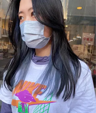 ロング カラー パーマ ヘアアレンジ メンズ キッズ ネイル mana 暖色カラーカットのヘアスタイル