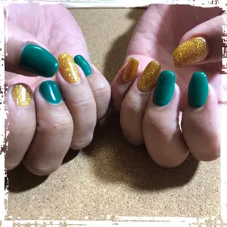 ネイル ECLAT エクラ所属・寺山 千鶴のネイルデザイン