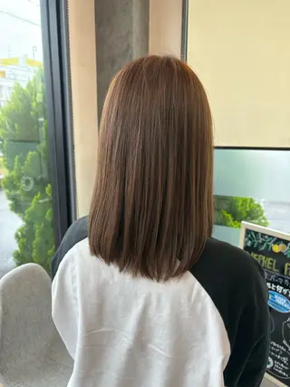 セミロング U-ra NAMIのヘアスタイル