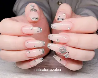 ネイル R inのネイルデザイン