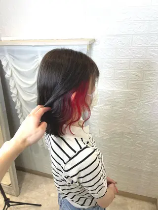 ミディアム カラー 六反 仁哉のヘアスタイル