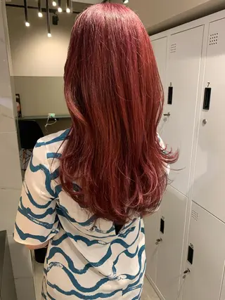 ロング カラー 平尾 樹里のヘアスタイル
