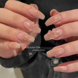 ネイル Elle. HINATAのネイルデザイン