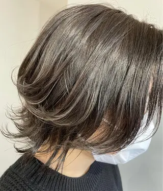 ショート カラー 心斎橋韓国ボブ 好原良真のヘアスタイル