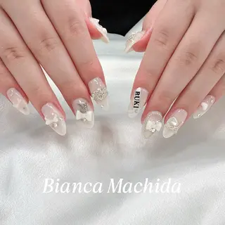 ネイル Bianca 🌟 yanagihasiのネイルデザイン