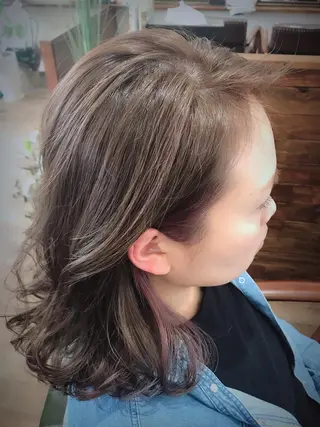ミディアム カラー Rug Relief 吉田のヘアスタイル