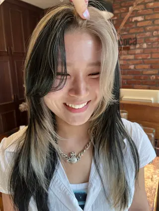 ロング カラー Vicky ブリーチ メンズカジュアルのヘアスタイル