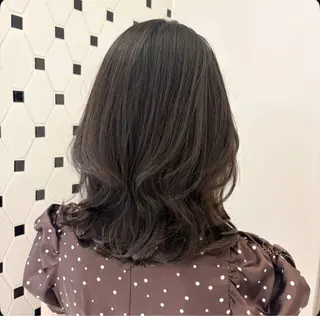 ミディアム パーマ コテ巻きパーマ💙 シノヤユイのヘアスタイル