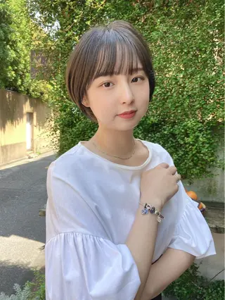 ショート カラー shiori ❤︎ /透明感カラーのヘアスタイル