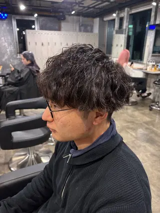 メンズ 🪽直毛男子の救世主 🪽フェザーパーマのヘアスタイル