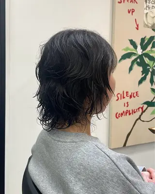 ミディアム パーマ 柏サニーズ🌻 飯田栞奈のヘアスタイル