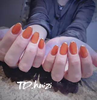 ミディアム めぐみのネイルサロン スタッフ練習のネイルデザイン