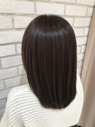 セミロング 米良 志織のヘアスタイル