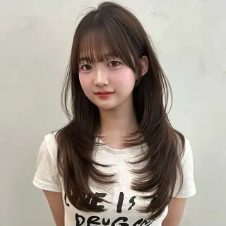 ロング 🌹ハッシュカット、 レイヤー韓国ヘア🌹のヘアスタイル