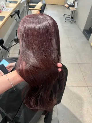 ロング 韓国ヘア|透明感カラ ー|アカリのヘアスタイル