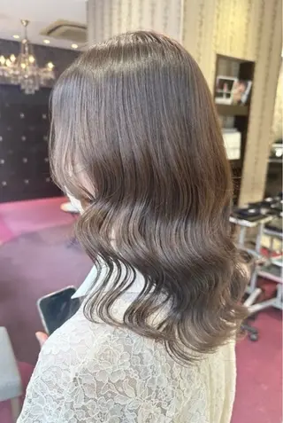 ロング EARTH大曽根💛 田中りほのヘアスタイル