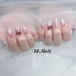 ショート ビン アンのネイルデザイン