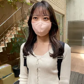 ミディアム 大橋 芽衣のヘアスタイル