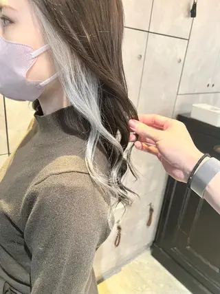 セミロング カラー ヘアアレンジ ネイル 🌈インナーカラー ‘ショウマ’🌈のヘアスタイル