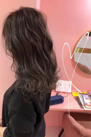 セミロング カラー プル艶職人/ にしものヘアスタイル