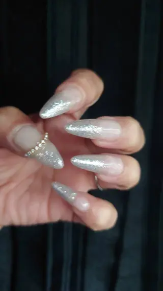 ネイル Fleur 【フルール】のネイルデザイン