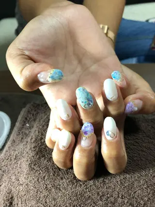 ネイル Atelier Peniculusのネイルデザイン