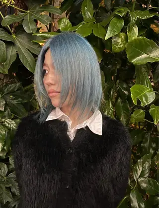 ショート カラー gisel エリナのヘアスタイル