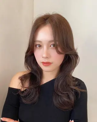 セミロング カラー 顔まわりカット🌟 くびれヘア/寺門遥輝のヘアスタイル
