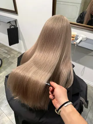 ロング ハイトーン✨髪質 改善🫧RYOのヘアスタイル