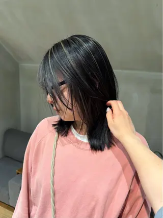 ミディアム mei🪽 カラーモデルのヘアスタイル