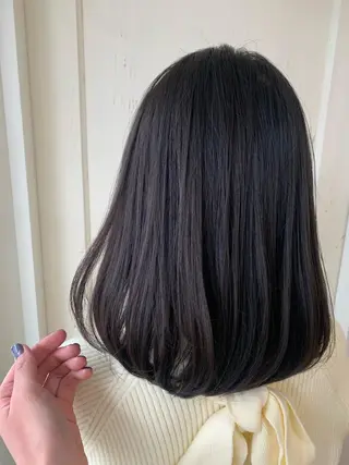 ミディアム カラー コヤマ ナミのヘアスタイル