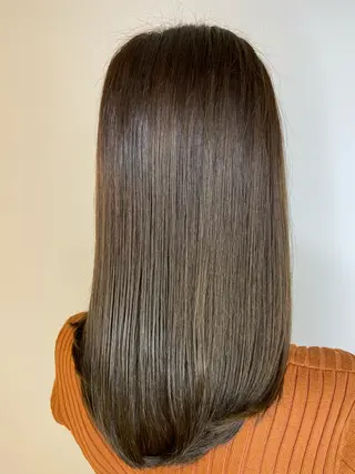 ロング パーソナルカラー骨格 顔タイプ 川野龍一のヘアスタイル