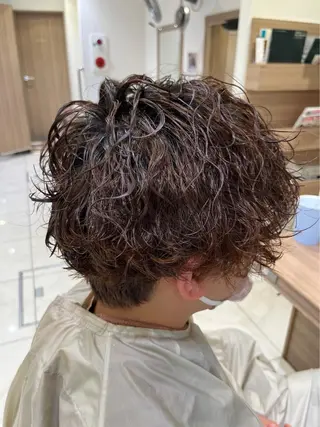 ショート パーマ メンズ ハイトーン/レイヤー 藤田健太郎のヘアスタイル