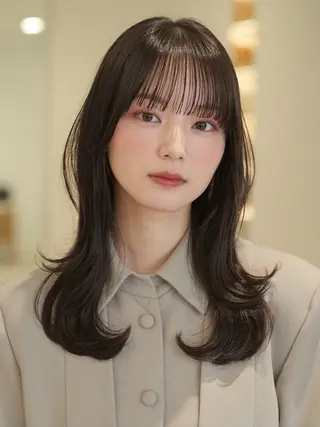 ロング MODEks eau 佐藤優志のヘアスタイル